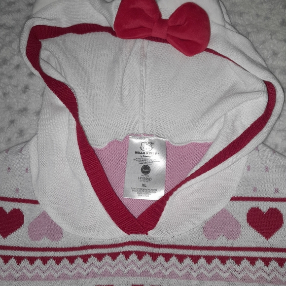 Hello Kitty - Picture 4 of 5